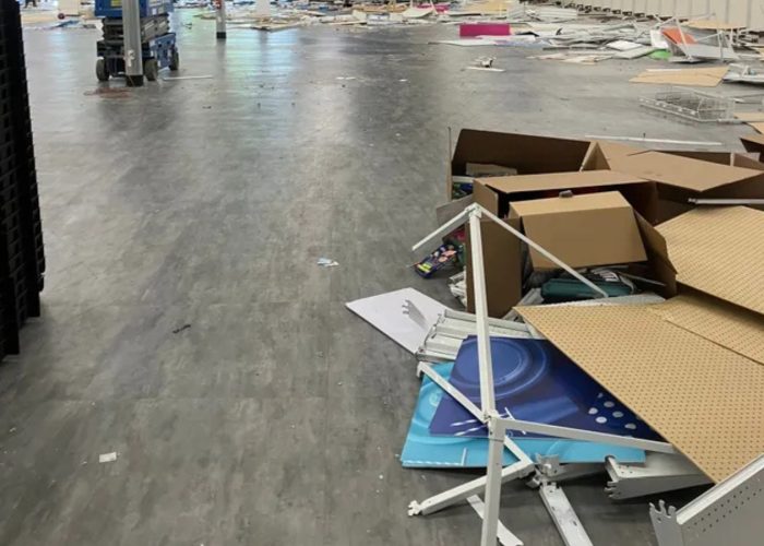 Retail Debris Removal
